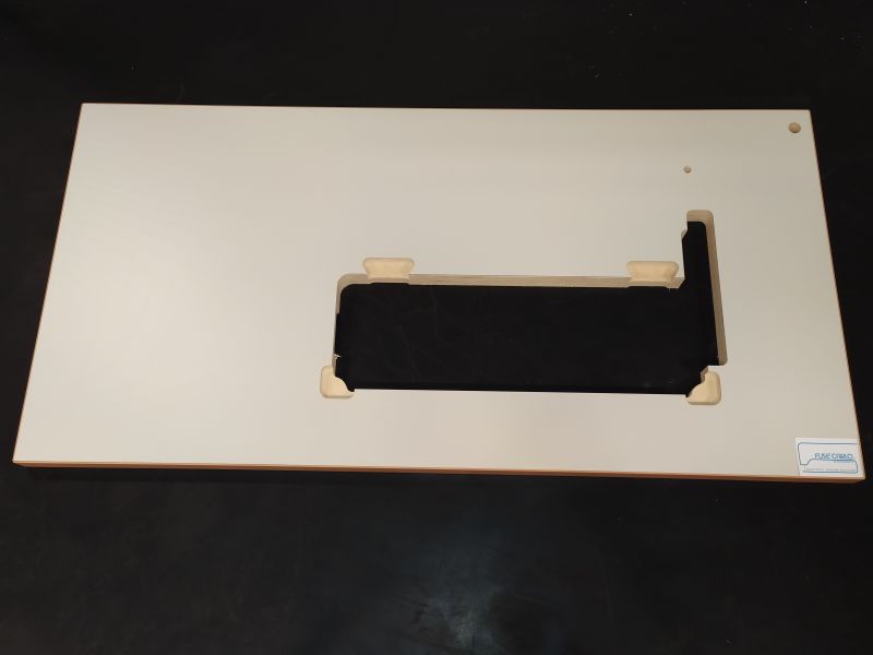 TAVOLA X ADLER 667 DA 120X60 MOT.ESTERNOBORDO FAGGIO LAMINATO BIANCO A RETE