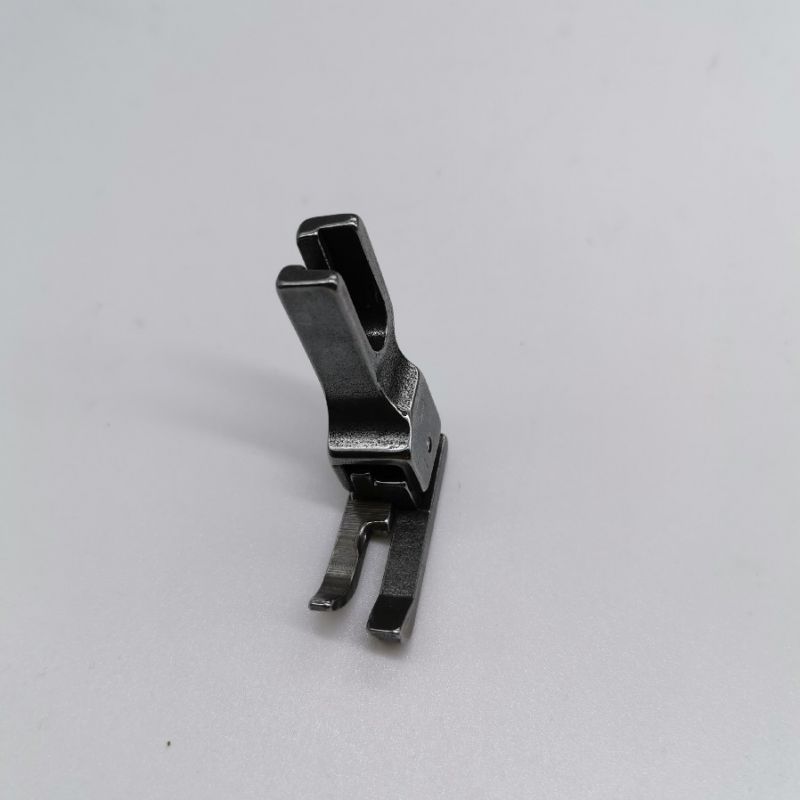 PRESSER FOOT CR1/16N RIGHT