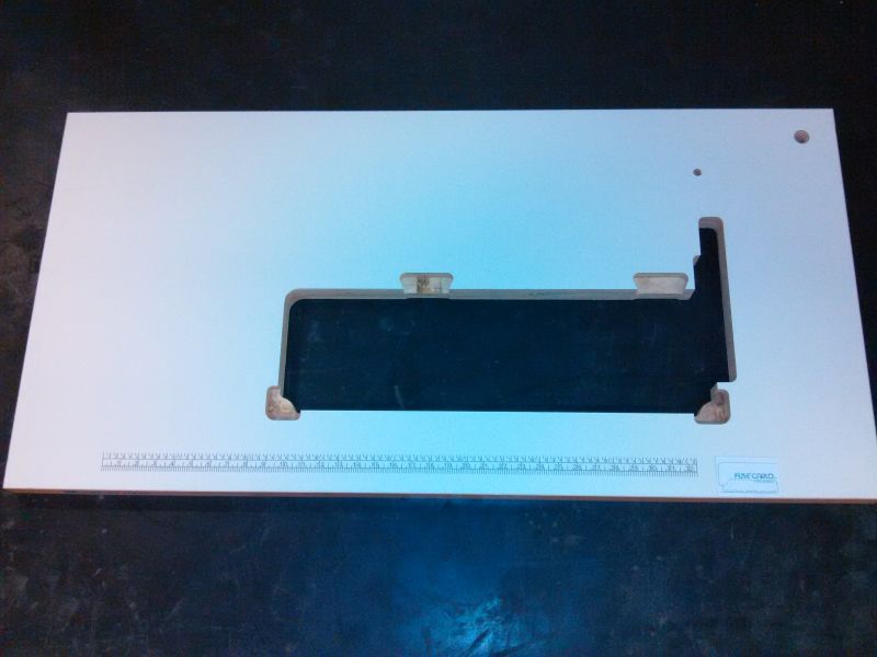 TAVOLA X ADLER 867 120X60*TAGLIO CINGHIA***CON METRO SOPRA IL PIANO LAVORO