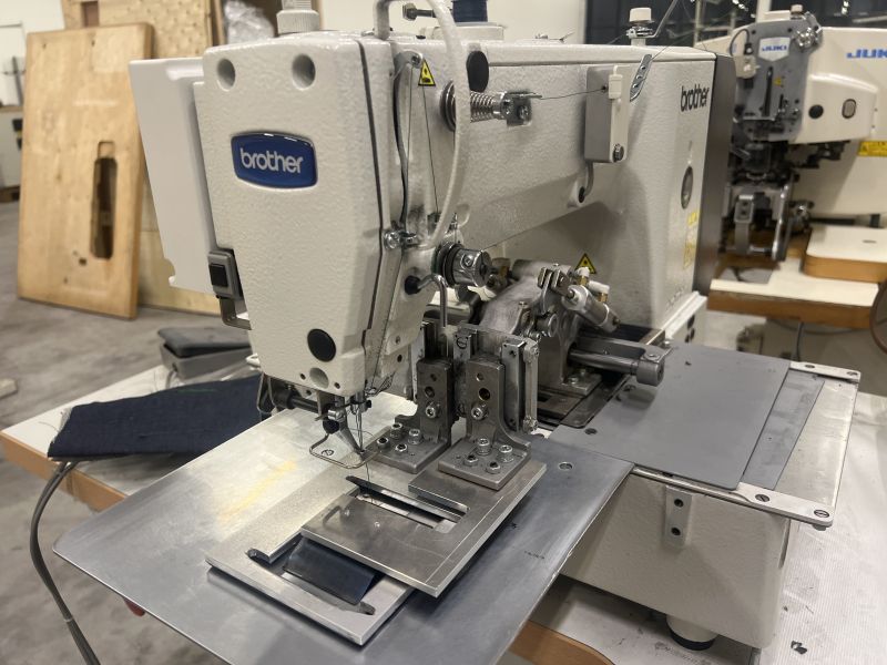 311HN-05 M/C A CAMPO 1510 CON B/M