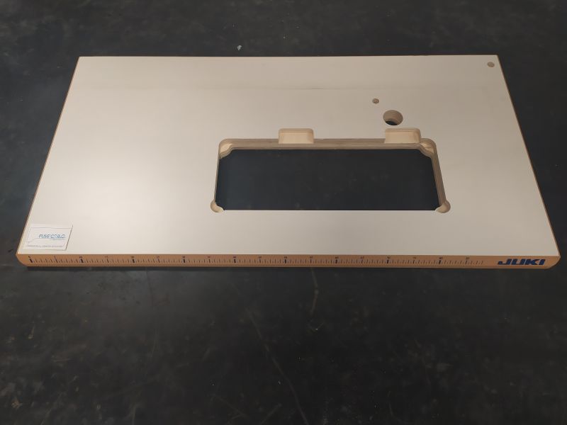 TAVOLA X JUKI 7000A-2284B-900B MULTISTR.105X55 BORDO FAGGIO LAM. BIANCO A RETE